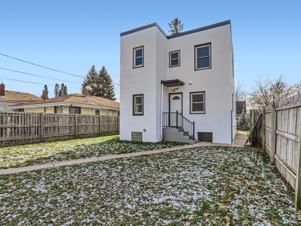 1883 Lacrosse Avenue Saint Paul MN 55119 6468344 image1