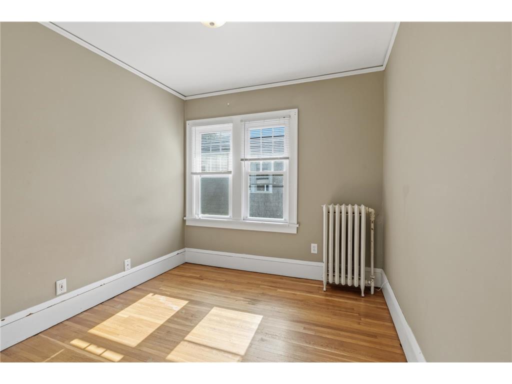 1883 Saint Clair Avenue Saint Paul MN 55105 7089999 image27