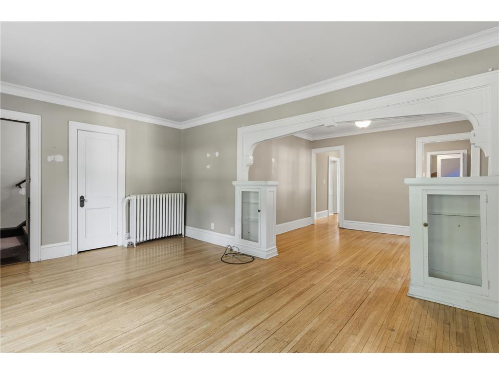 1883 Saint Clair Avenue Saint Paul MN 55105 7089999 image7