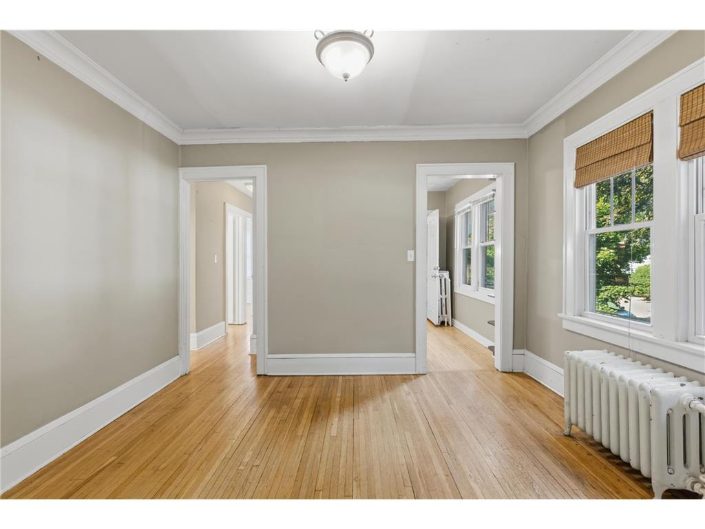 1883 Saint Clair Avenue Saint Paul MN 55105 7089999 image9