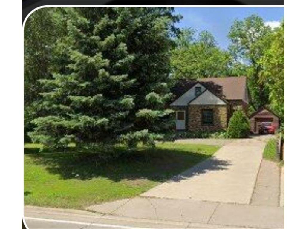 1883 White Bear Avenue N Maplewood MN 55109 6335196 image1