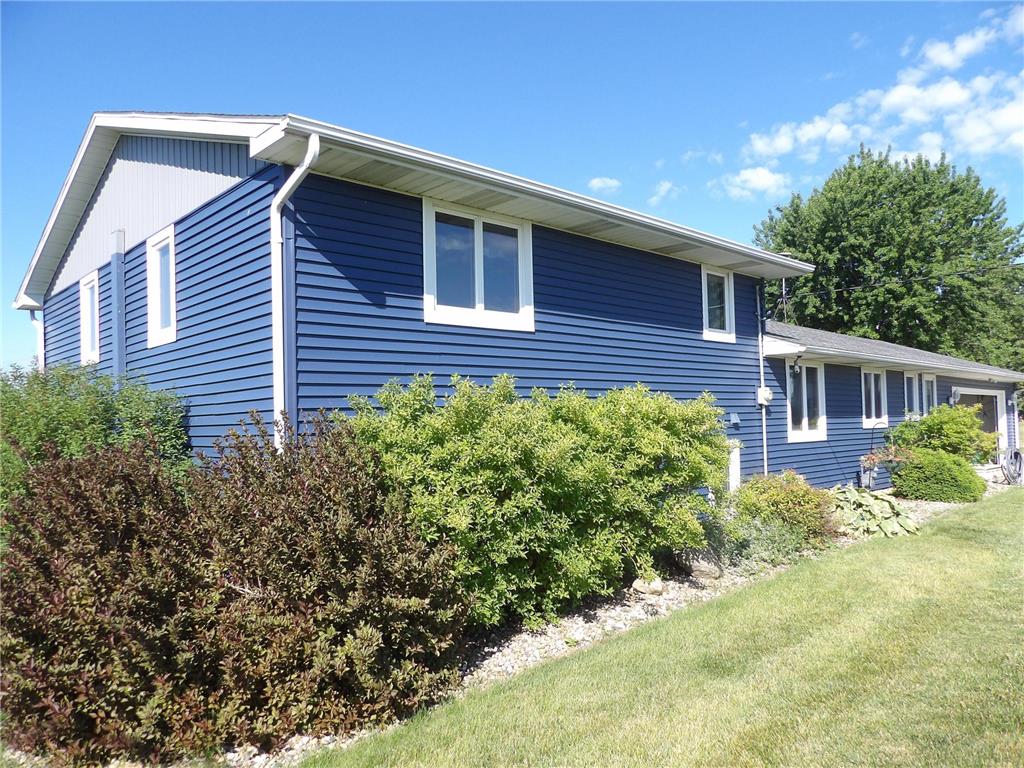 18831 US Highway 69 Albert Lea Twp MN 56007 - Pickeral Lake 7088819 image2
