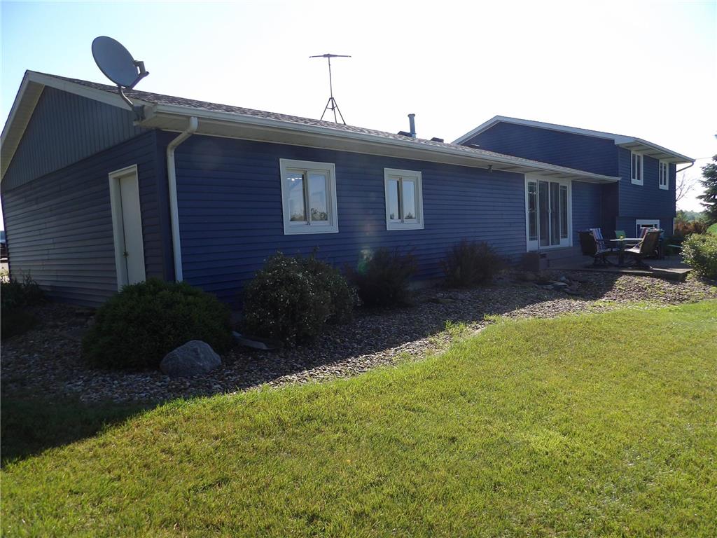 18831 US Highway 69 Albert Lea Twp MN 56007 - Pickeral Lake 7088819 image3