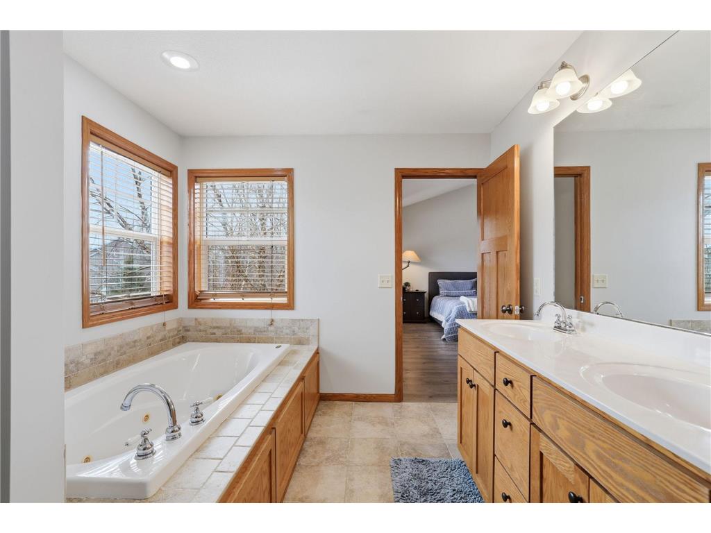18838 Irvona Avenue Lakeville MN 55044 7038391 image23