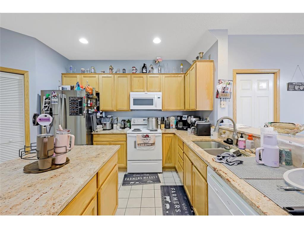 1884 Bluestem Lane #58 Shoreview MN 55126 7073481 image15
