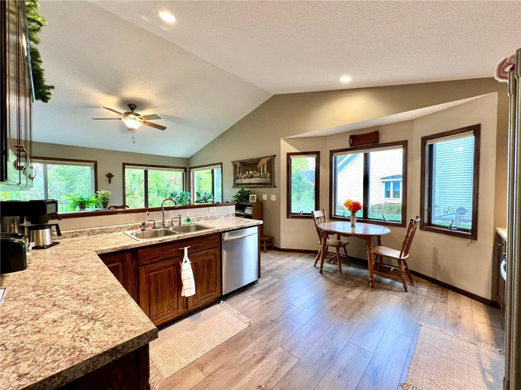 1884 Cherry Street Red Wing MN 55066 6808298 image8