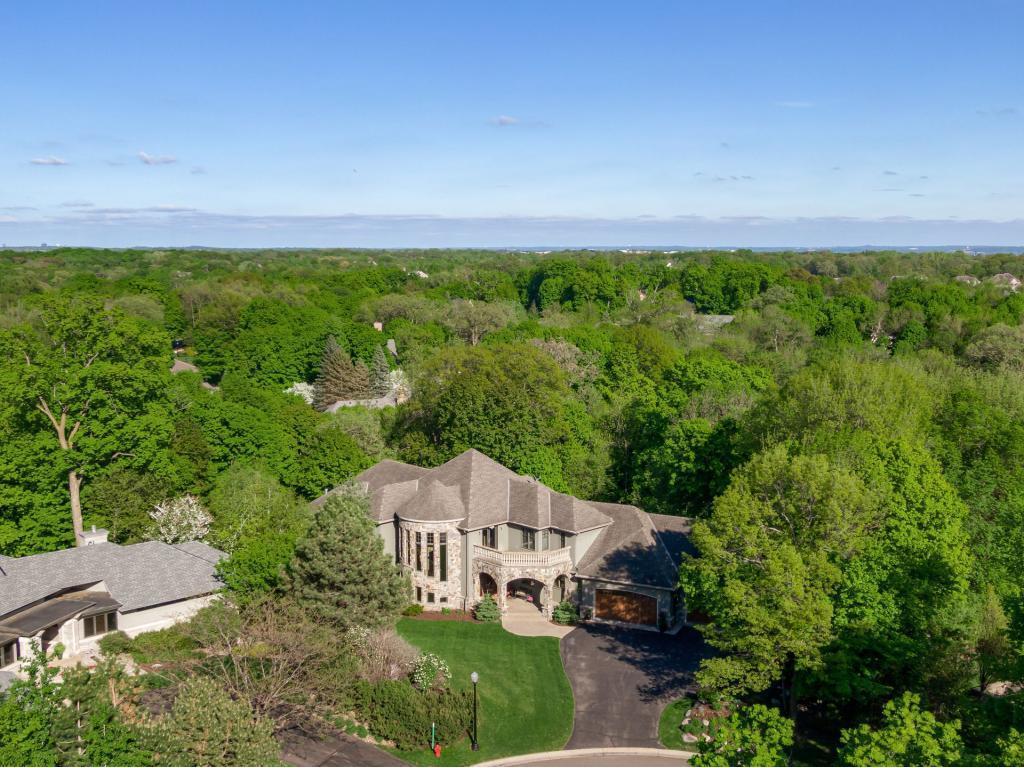 18844 Bearpath Trail, Eden Prairie, MN, 55347 MLS 6153711 Edina Realty