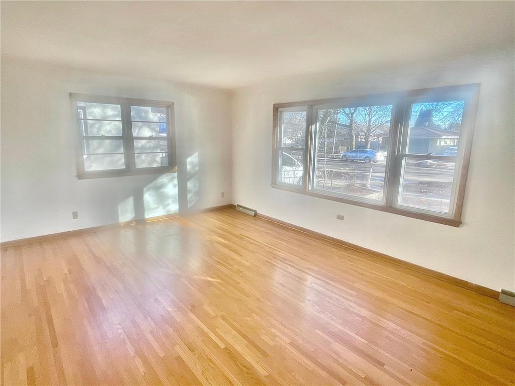 1885 3rd Street E Saint Paul MN 55119 7024681 image3