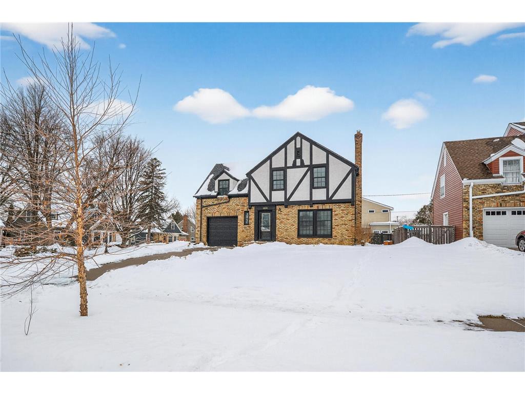 1885 Eleanor Avenue Saint Paul MN 55116 7019111 image1