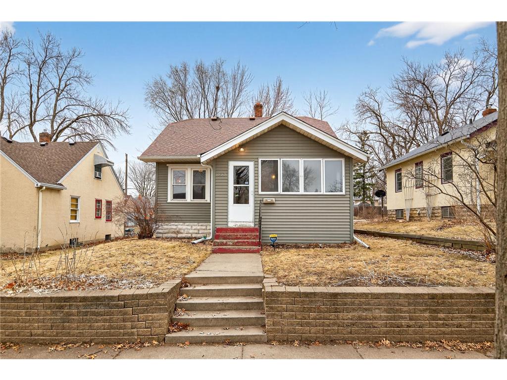 1885 Hawthorne Avenue E Saint Paul MN 55119 7034433 image1