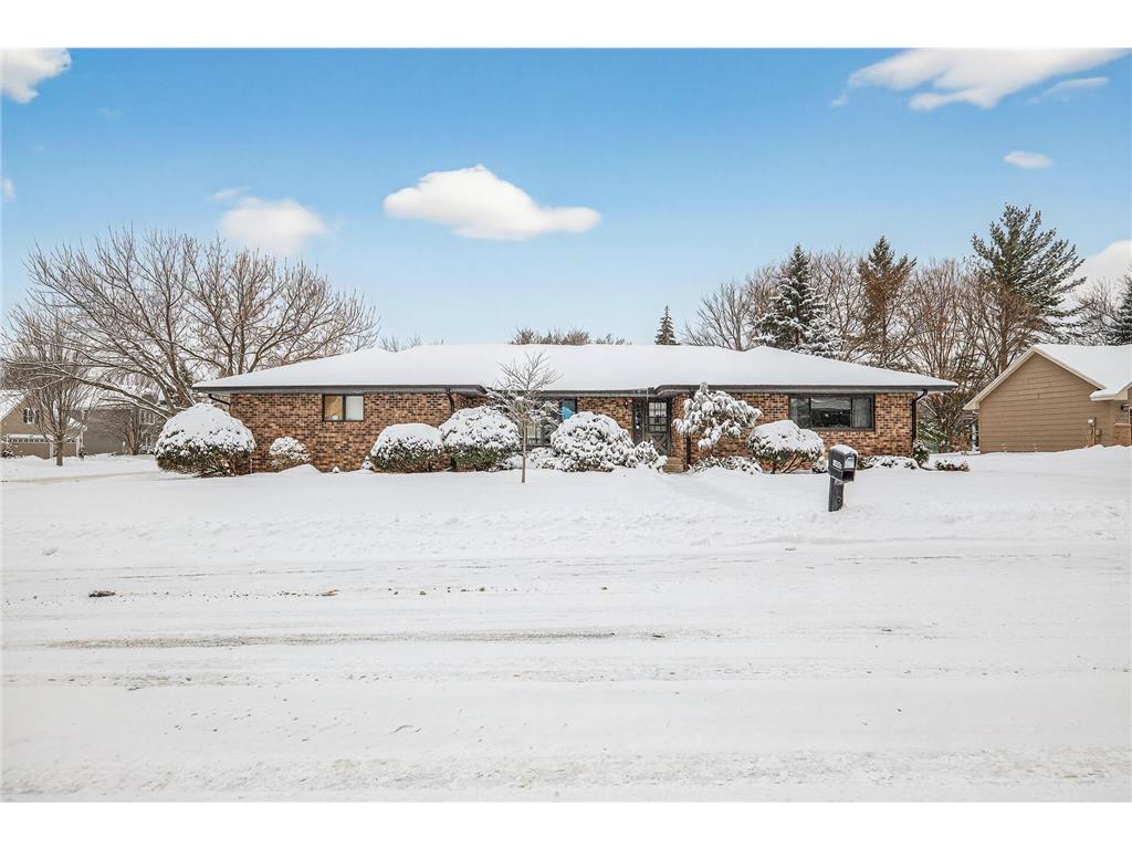 1885 Heather Court West Saint Paul MN 55118 7000567 image1