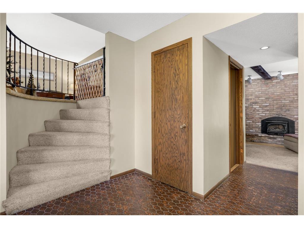 1885 Stinson Boulevard New Brighton MN 55112 7073374 image14