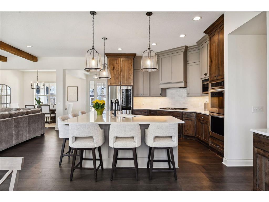 1886 Della Drive Chanhassen MN 55317 7034979 image16