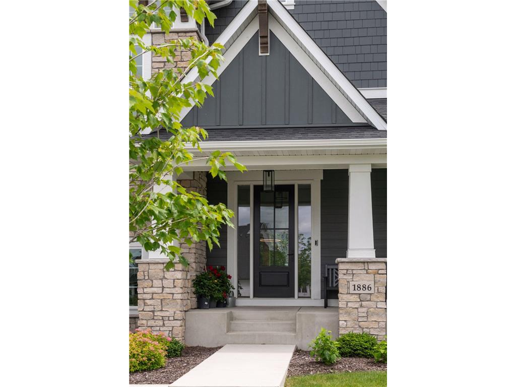 1886 Della Drive Chanhassen MN 55317 7034979 image2