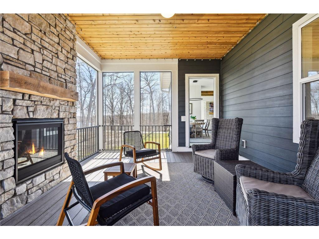 1886 Della Drive Chanhassen MN 55317 7034979 image26