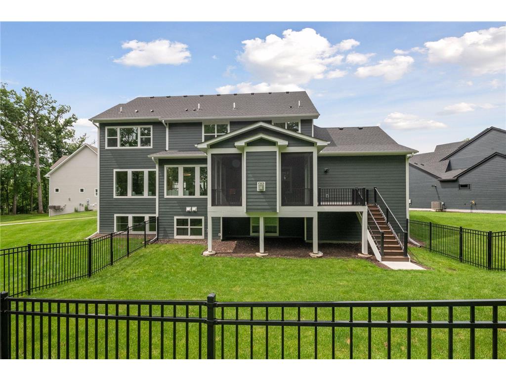 1886 Della Drive Chanhassen MN 55317 7034979 image60