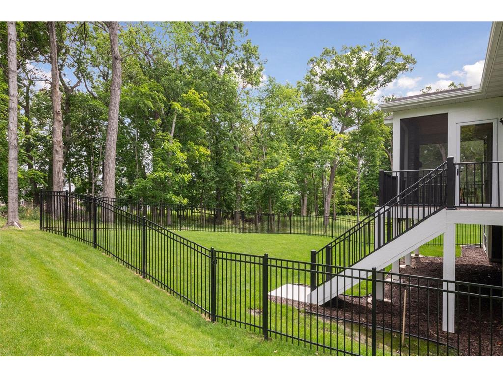 1886 Della Drive Chanhassen MN 55317 7034979 image62