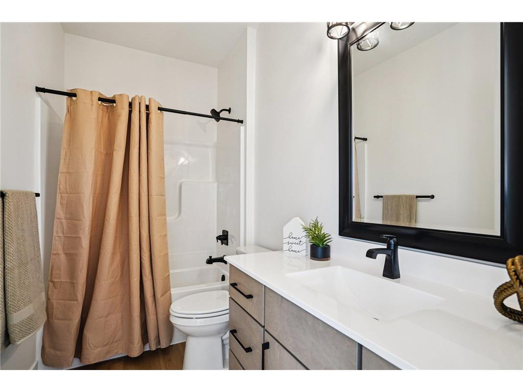 18866 Silo Court Shafer MN 55074 6810227 image16