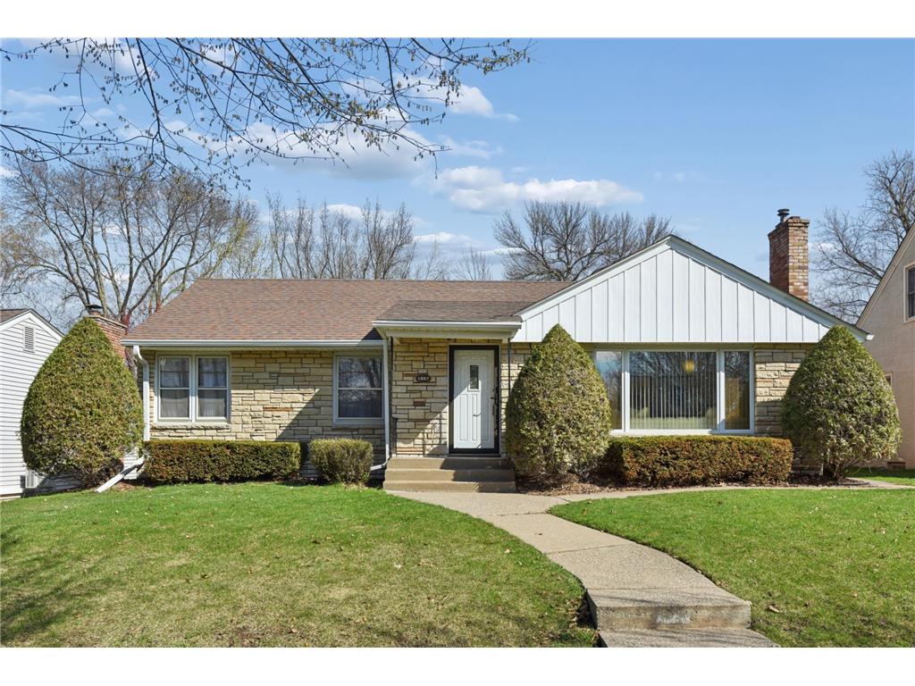 1887 Bohland Avenue Saint Paul MN 55116 7032736 image1