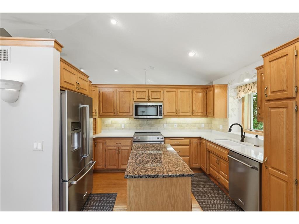 1887 Magnolia Lane N Plymouth MN 55441 7081538 image8