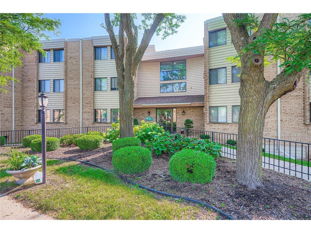 1887 Silver Bell Road #103 Eagan MN 55122 7002977 image1