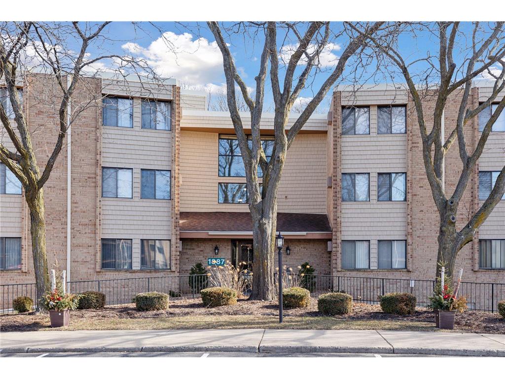 1887 Silver Bell Road #301 Eagan MN 55122 6496022 image1
