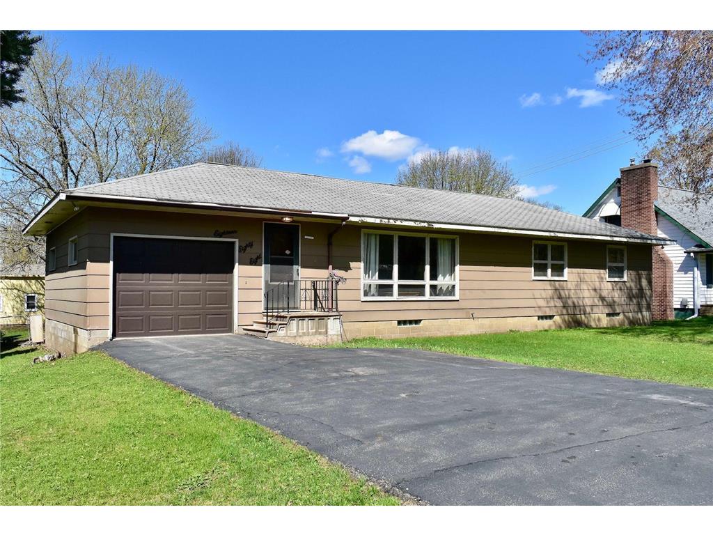 1888 Gilmore Avenue Winona MN 55987 7068974 image1