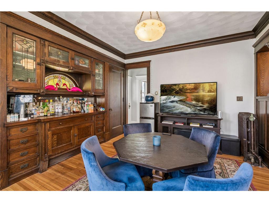 1888 Goodrich Avenue Saint Paul MN 55105 7047000 image19
