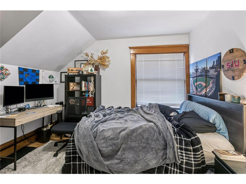 1888 Goodrich Avenue Saint Paul MN 55105 7047000 image33
