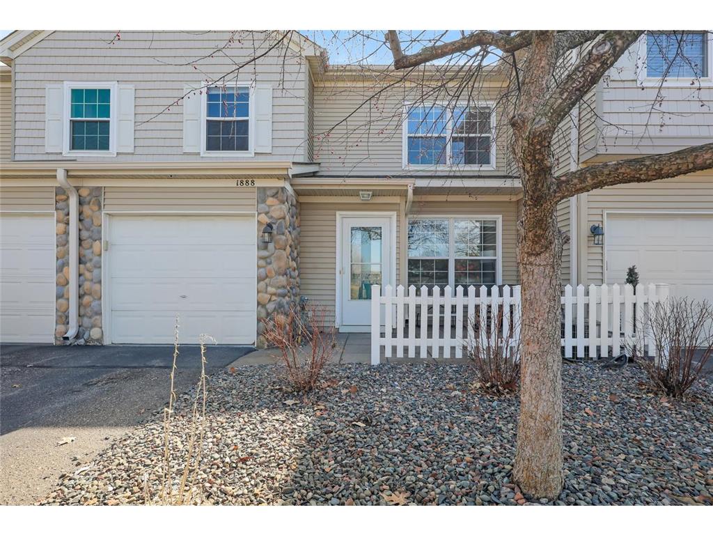 1888 Wildflower Court Shoreview MN 55126 7068234 image1