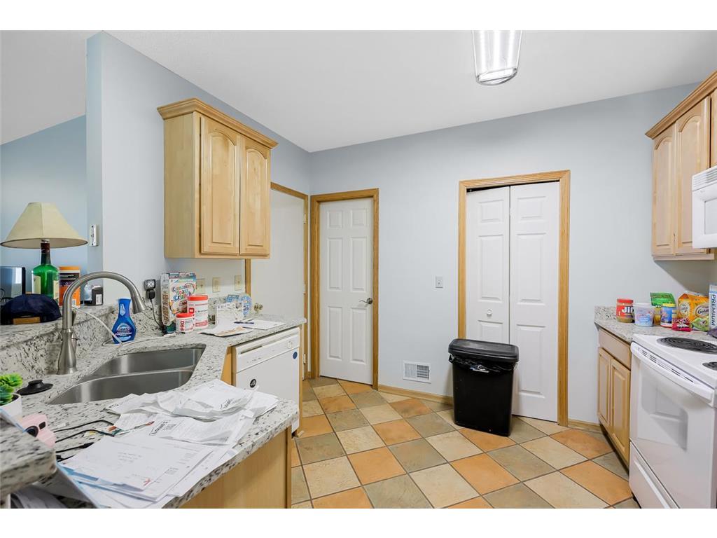 1888 Wildflower Court Shoreview MN 55126 7068234 image13