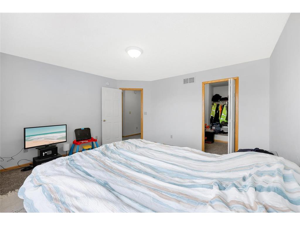 1888 Wildflower Court Shoreview MN 55126 7068234 image20