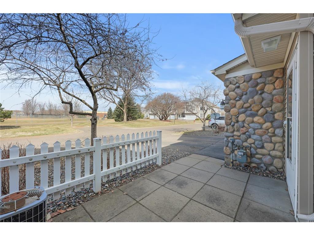 1888 Wildflower Court Shoreview MN 55126 7068234 image6