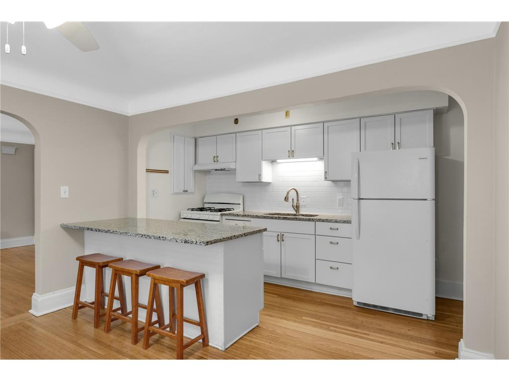 1889 Carroll Avenue #3 Saint Paul MN 55104 7094567 image12