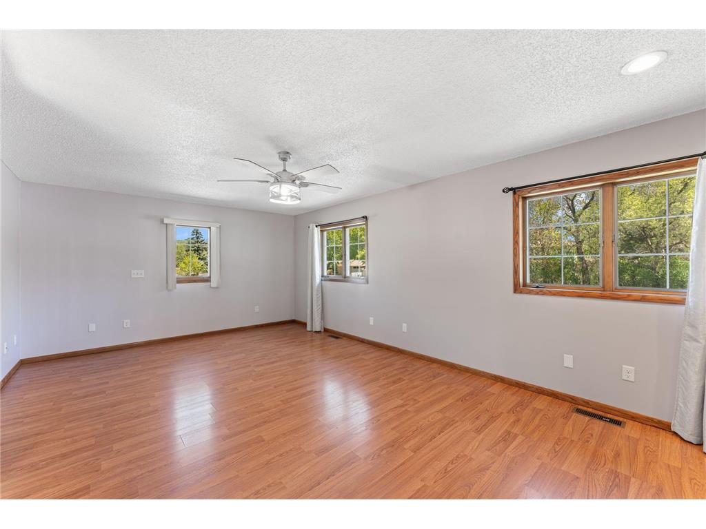 1889 Hamline Avenue N Falcon Heights MN 55113 7060874 image21