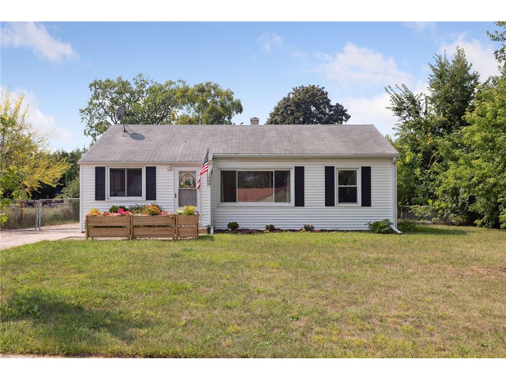 1889 Kathleen Drive, West Saint Paul, MN, 55118 MLS 6425969 Edina