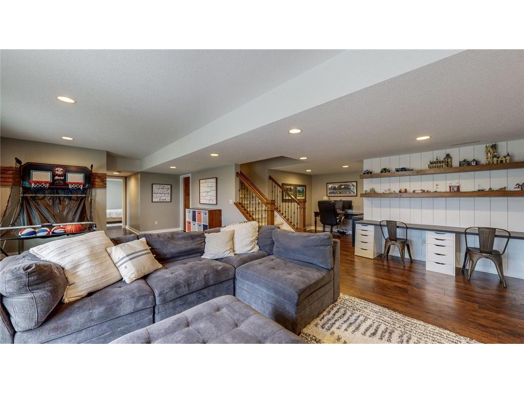 1889 Shannon Oaks Boulevard NE, Rochester, MN, 55906 MLS 6520470