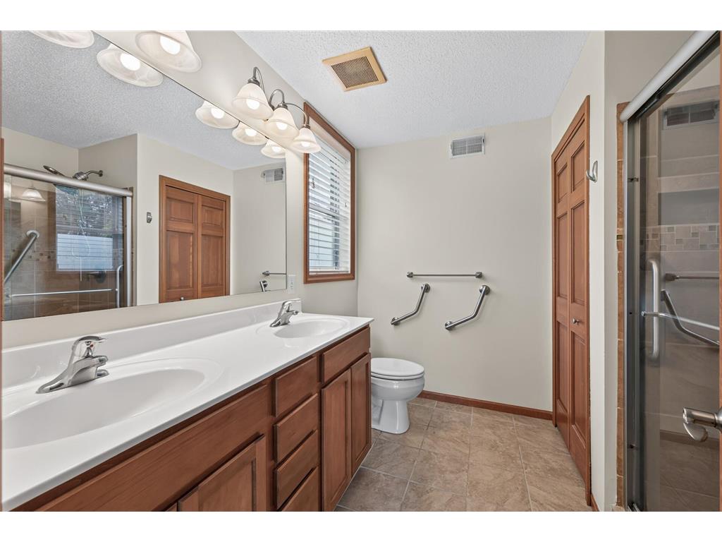 18894 97th Place N Maple Grove MN 55311 7102065 image10