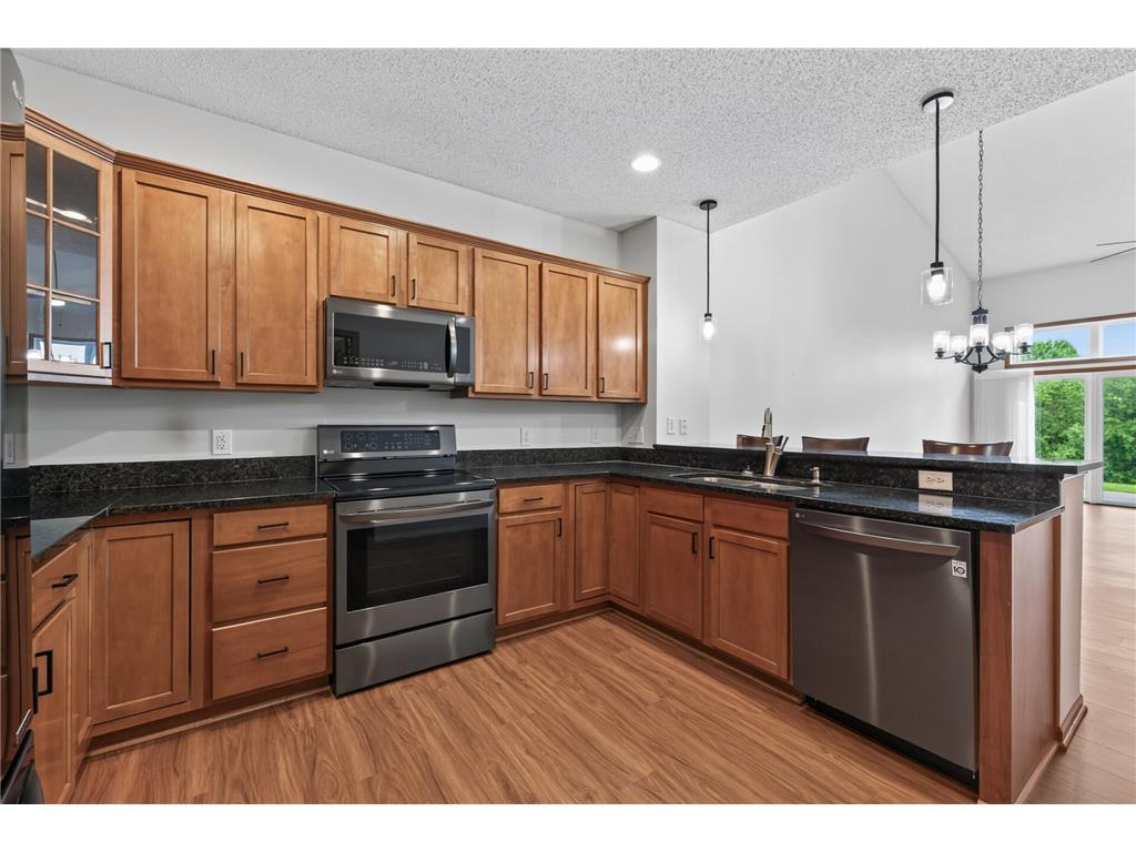 18894 97th Place N Maple Grove MN 55311 7102065 image3