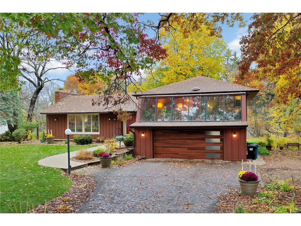 189 Logan Parkway NE Fridley MN 55432 6452040 image1