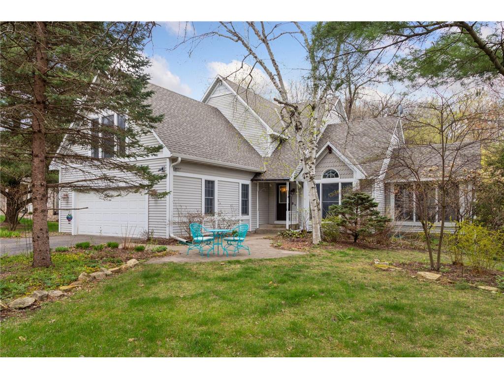 1890 Golf View Drive River Falls WI 54022 6697409 image1