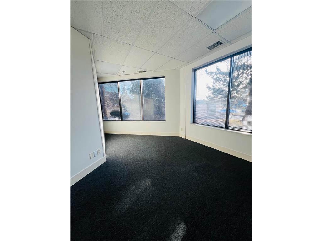 1890 Wooddale Drive #Suite 100 Woodbury MN 55125 6689367 image10