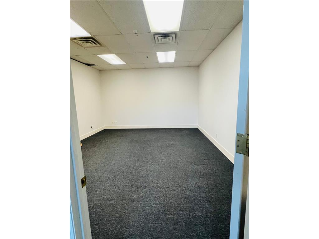 1890 Wooddale Drive #Suite 100 Woodbury MN 55125 6689367 image14