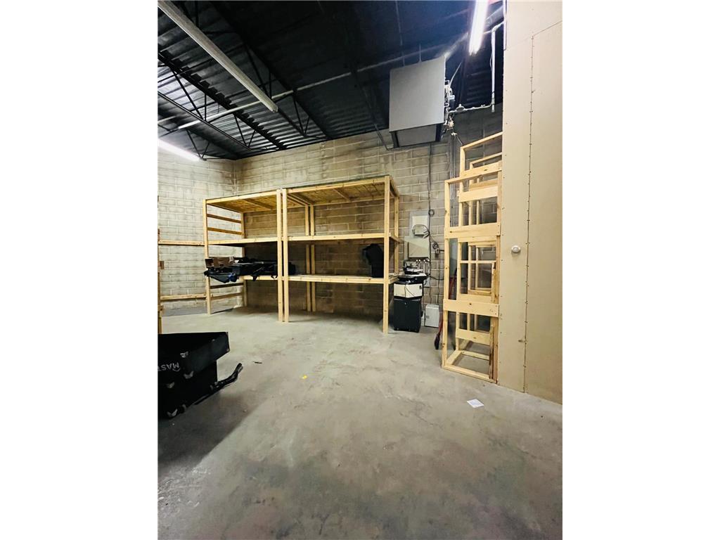 1890 Wooddale Drive #Suite 100 Woodbury MN 55125 6689367 image16