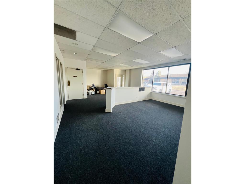 1890 Wooddale Drive #Suite 100 Woodbury MN 55125 6689367 image4