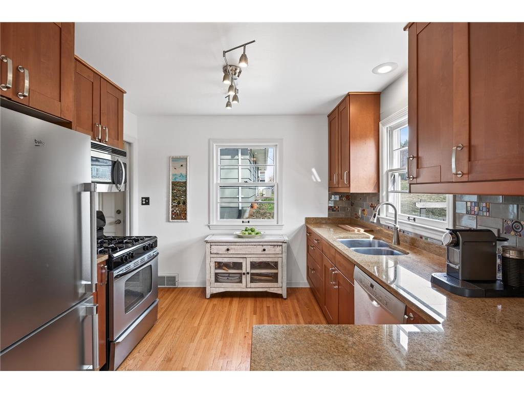 1890 Yorkshire Avenue Saint Paul MN 55116 7073736 image14