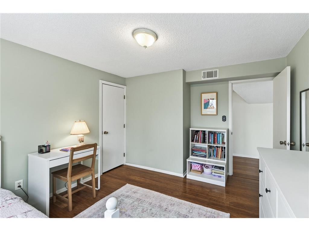 1890 Yorkshire Avenue Saint Paul MN 55116 7073736 image27