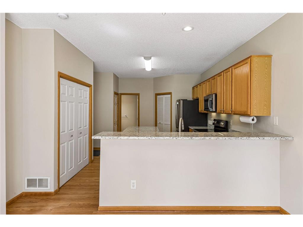 18900 96th Place N #5 Maple Grove MN 55311 7063001 image17
