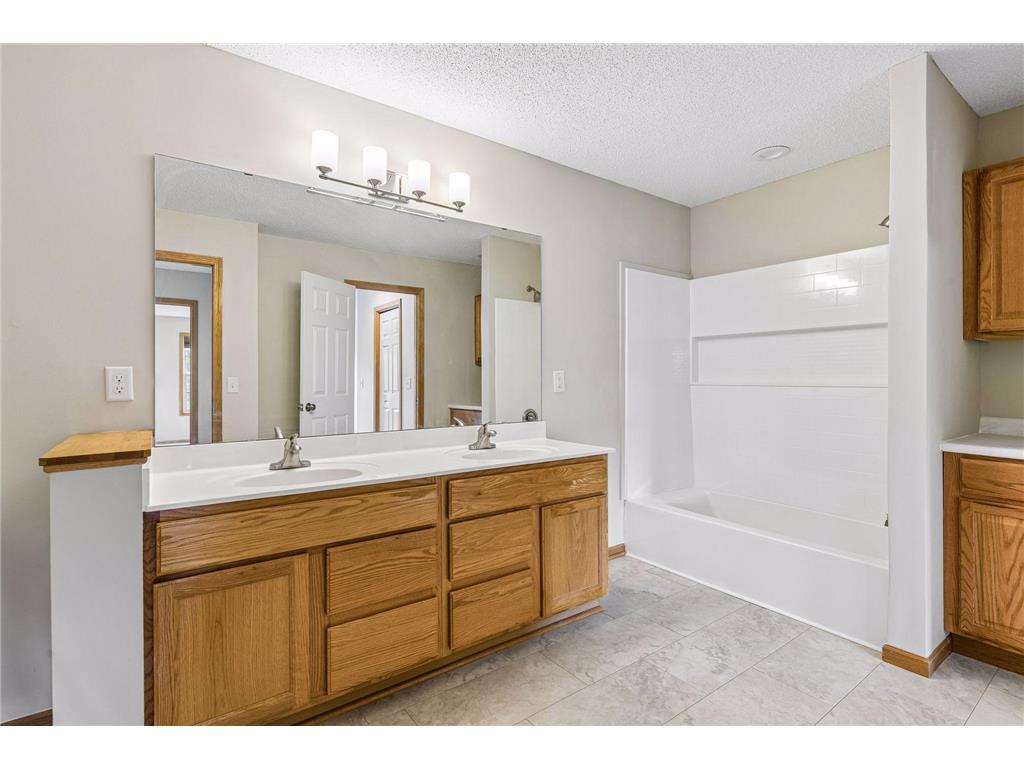 18900 96th Place N #5 Maple Grove MN 55311 7063001 image29