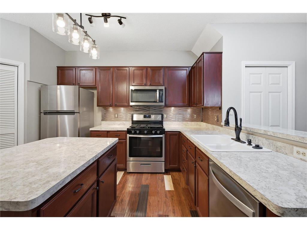 18902 96th Place N Maple Grove MN 55311 7069564 image11